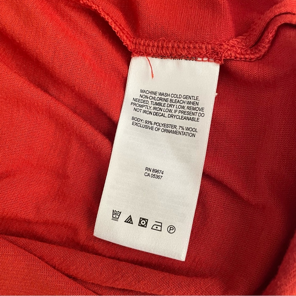 Mountain Hardware Polo (XL) - Picture 5 of 5